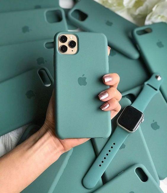 Silicone case iPhone 17 Pro Max maslinasto zelena
